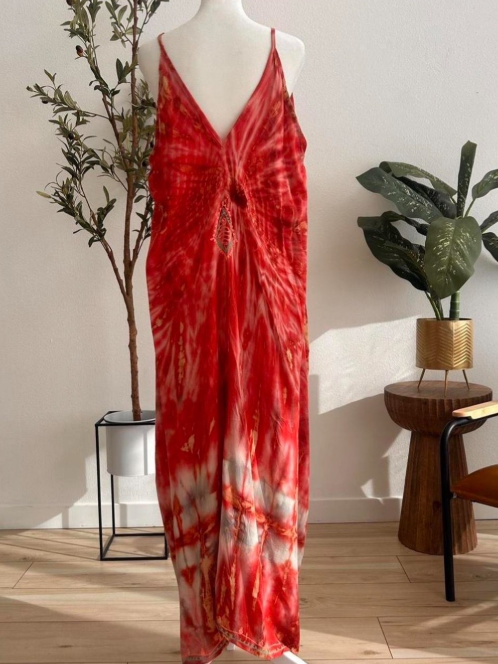 Red Tie-Dye V-Neck Maxi Slip Dress - Picture 2 of 7